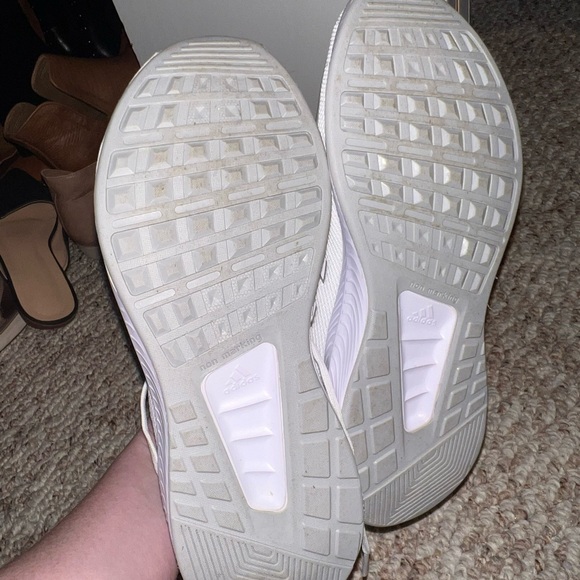 Adidas - Picture 3 of 3